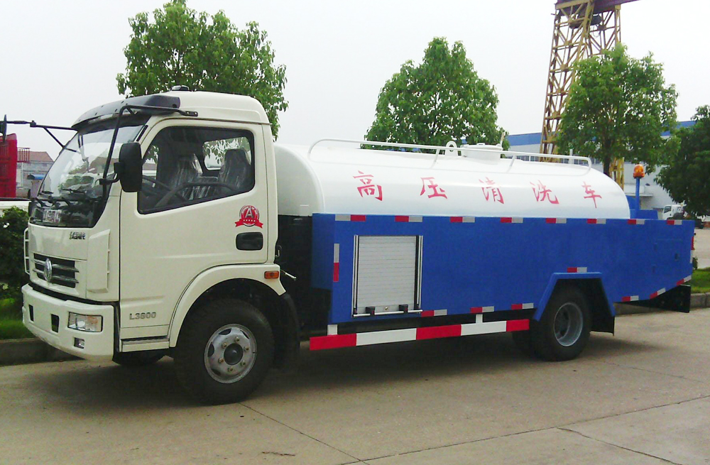 社区管道高压清洗车