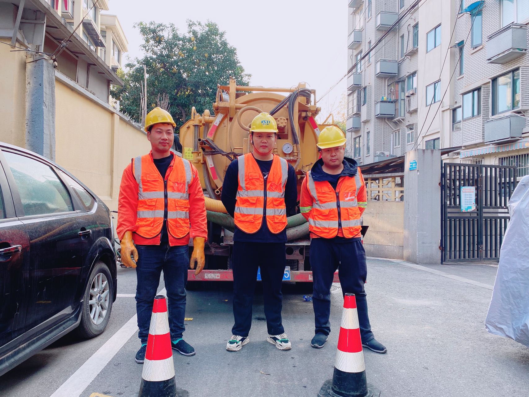 社区南京某小区管道清淤检测施工